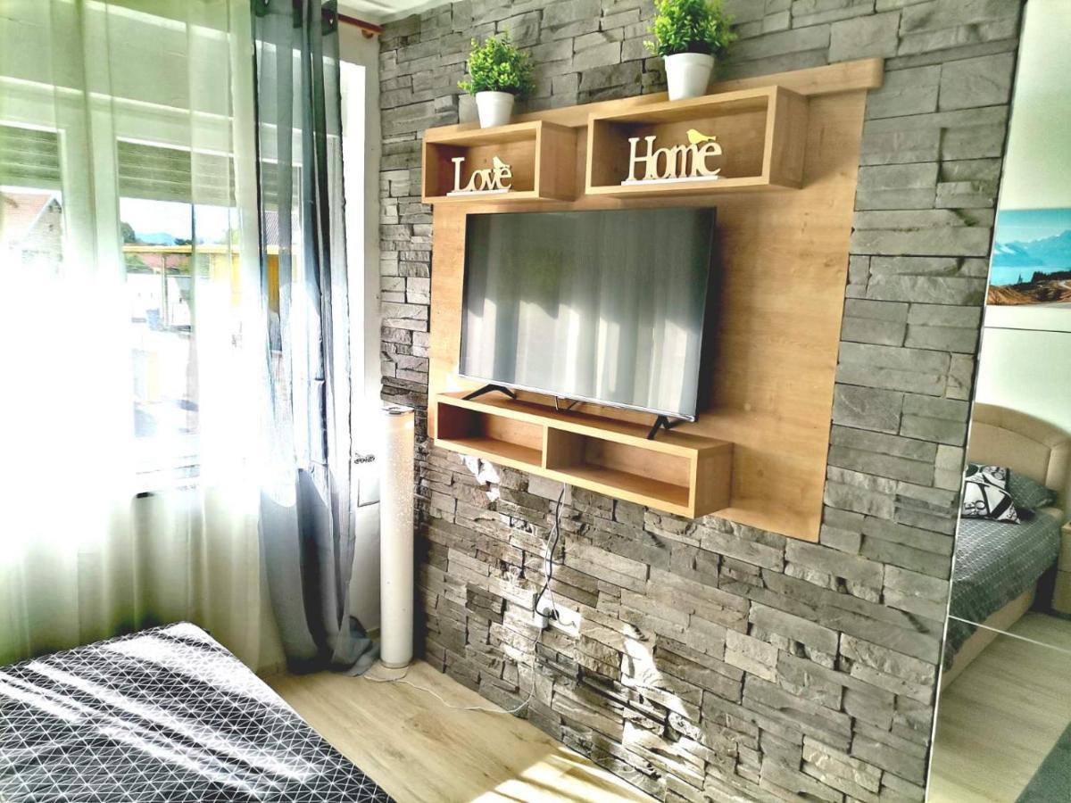Apartman Anamaria Gospić Εξωτερικό φωτογραφία