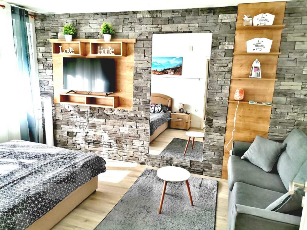 Apartman Anamaria Gospić Εξωτερικό φωτογραφία
